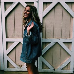 Meet your Posher, Maggie